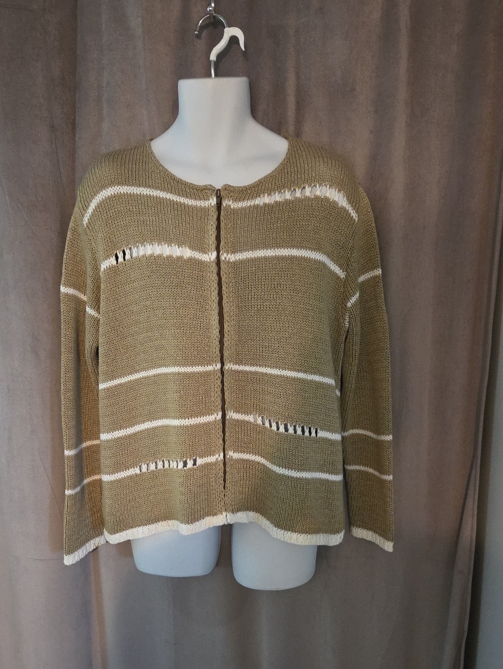 Knit Striped Casual Zip Up Cardigan Sweater - Olive & White Ptp 23"